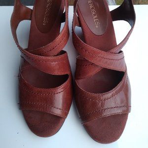Aerosoles shoe women size 6.5 M burgundy rust color
